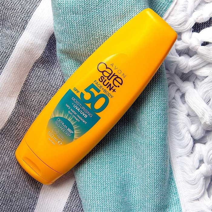 خرید کرم ضدآفتاب و رطوبت رسان صورت و بدن SPF50 آون از لیلی بیوتی خرید کرم ضدآفتاب و رطوبت رسان صورت و بدن SPF50 آون از لیلی بیوتی