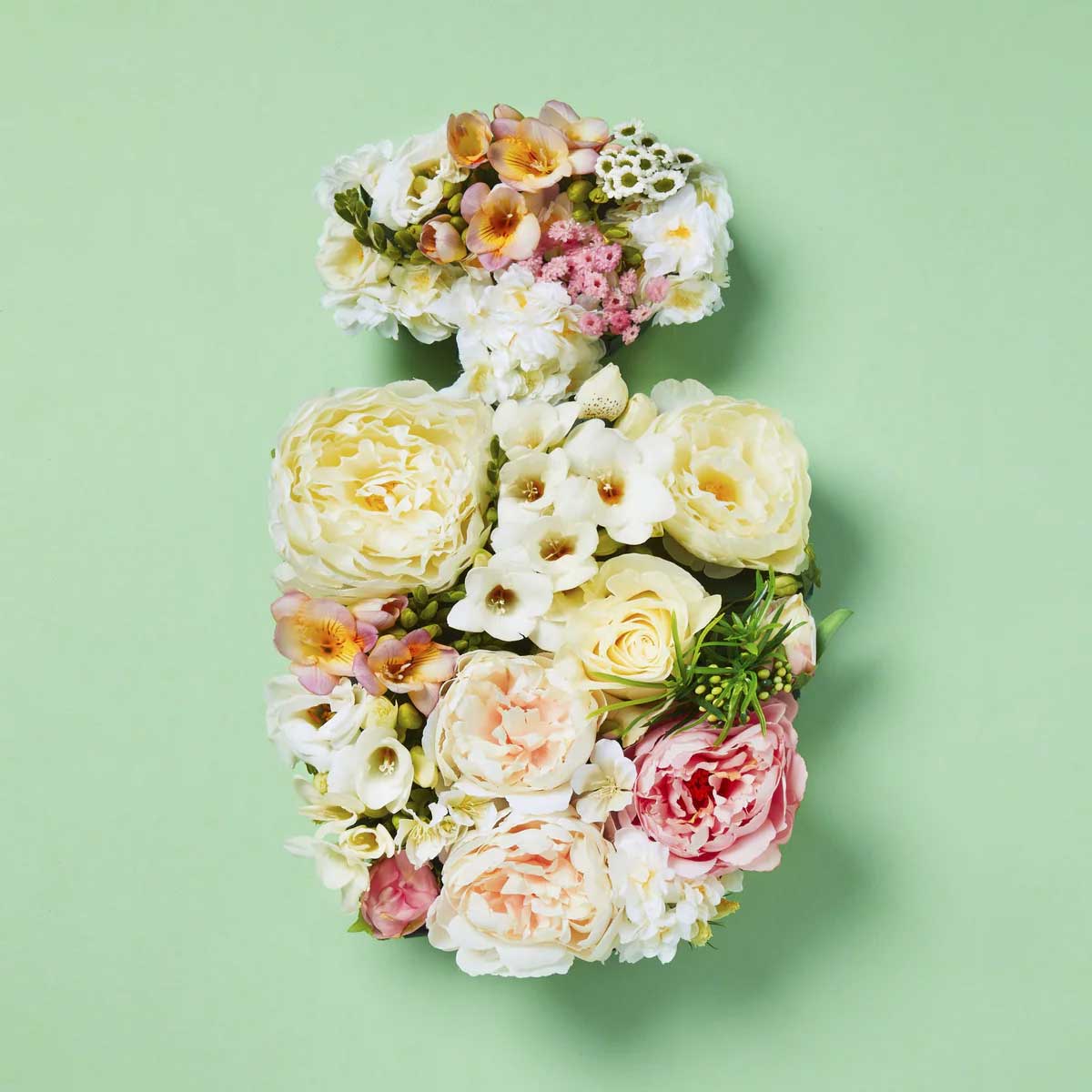 ادوپرفیوم زنانه اوه تراس EVE TRUTH آون