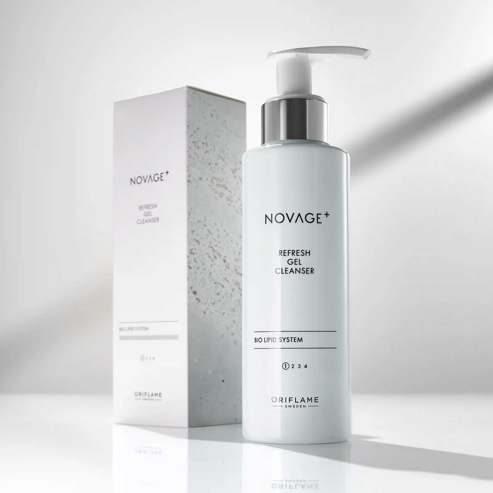 Novage+ Refresh Gel Cleanser oriflame