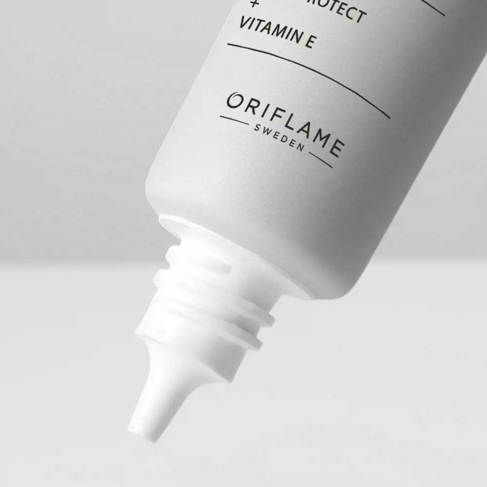 Novage+ Proceuticals Ultra Light UV-Age Day Shield + SPF 50 oriflame Novage+ Proceuticals Ultra Light UV-Age Day Shield + SPF 50 oriflame