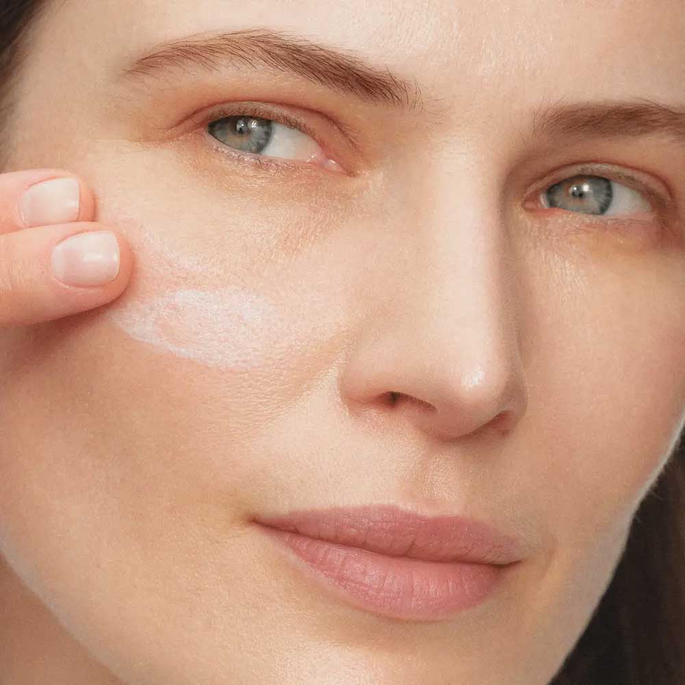 کرم روز ضدآفتاب پروستیکالز نوایج SPF50 اوریفلیم کرم روز ضدآفتاب پروستیکالز نوایج SPF50 اوریفلیم