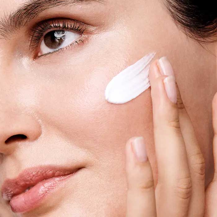 Even Out Day Cream SPF 20 oriflame Even Out Day Cream SPF 20 oriflame