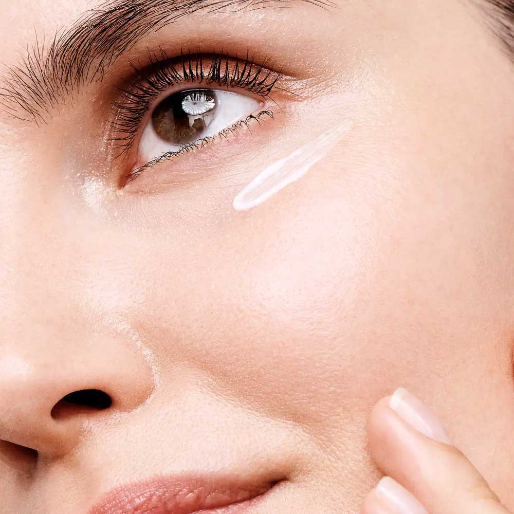 خرید کرم دورچشم ضدلک روشن کننده ایون اوت اوریفلیم از لیلی بیوتی