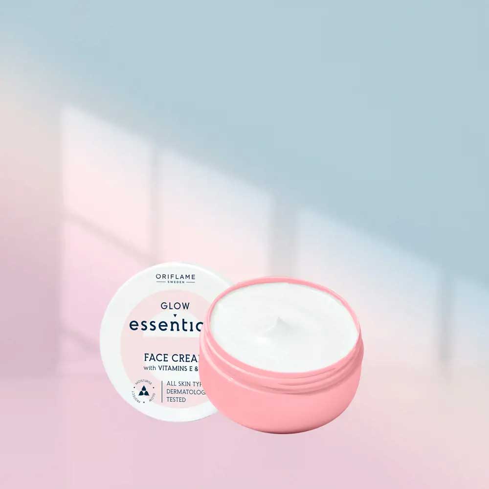 Glow Essentials Face Cream with Vitamin E & B3 oriflame