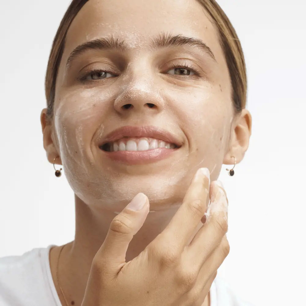 شوینده صورت ژلی فومی اپتیمالز اوریفلیم شوینده صورت ژلی فومی اپتیمالز اوریفلیم