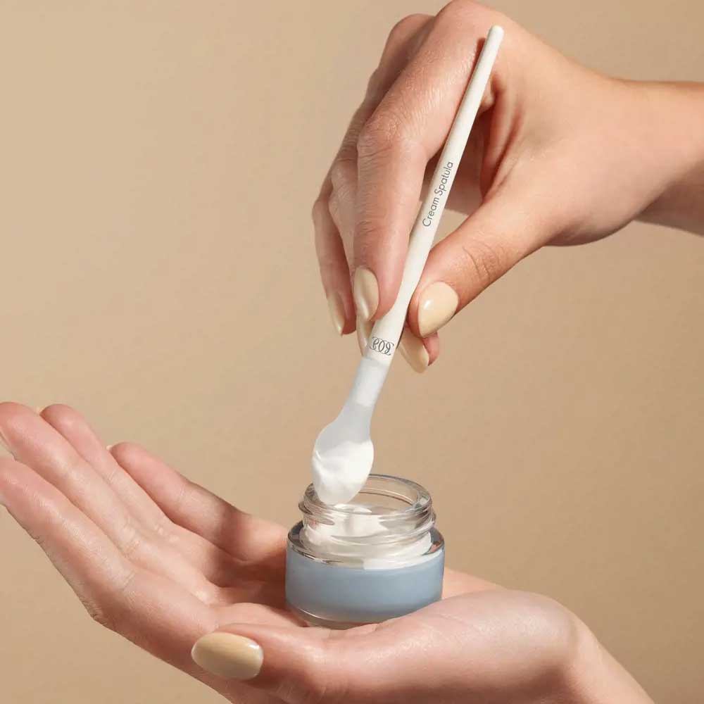 کاردک کرم — اسپاتولای برداشتن کرم اوریفلیم